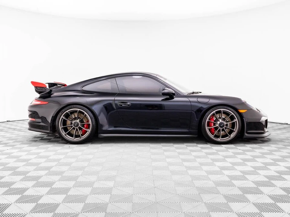 2014 Porsche 991 GT3 - Image 7 of 31