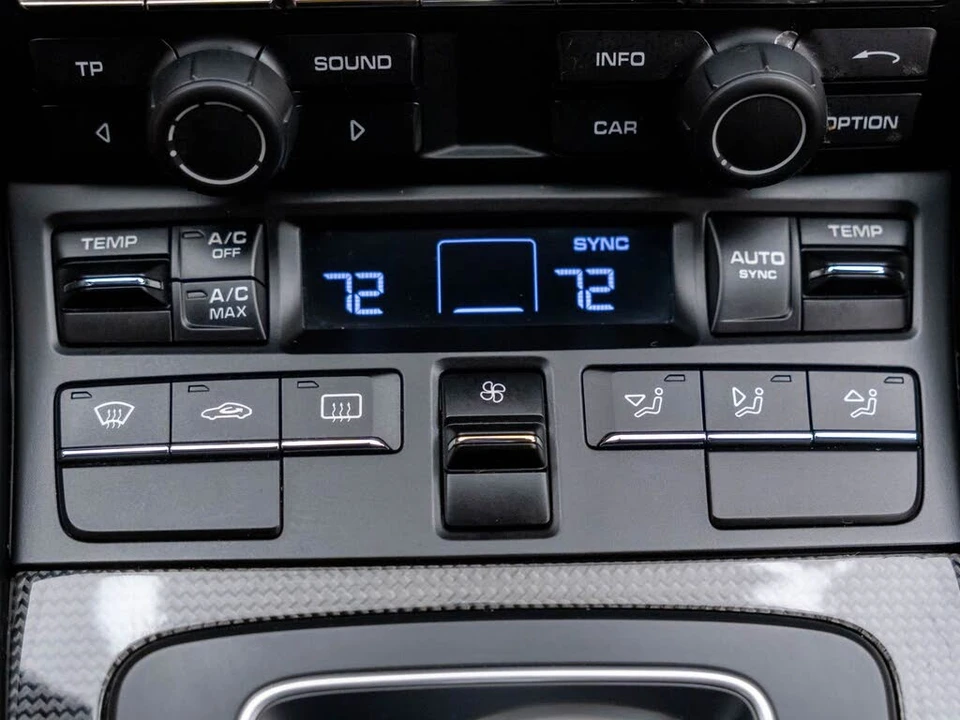 2014 Porsche 991 GT3 - Image 21 of 31
