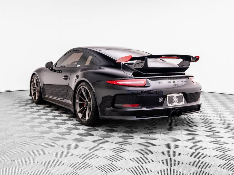 2014 Porsche 991 GT3 - Image 3 of 31