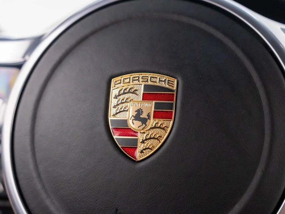 2014 Porsche 991 GT3 - Image 25 of 31