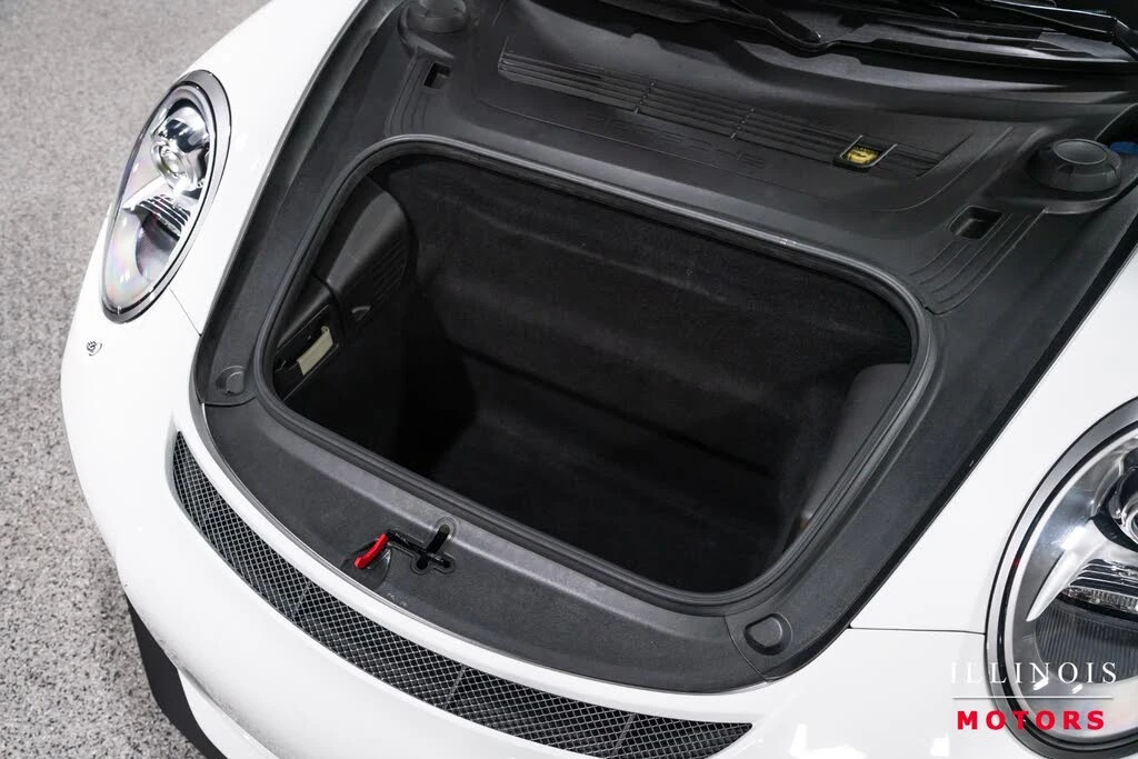 2014 Porsche 991 GT3 - Image 16 of 31