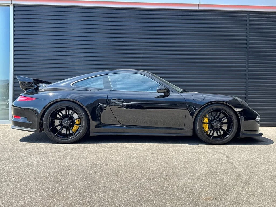 2014 Porsche 991 GT3 - Image 9 of 31
