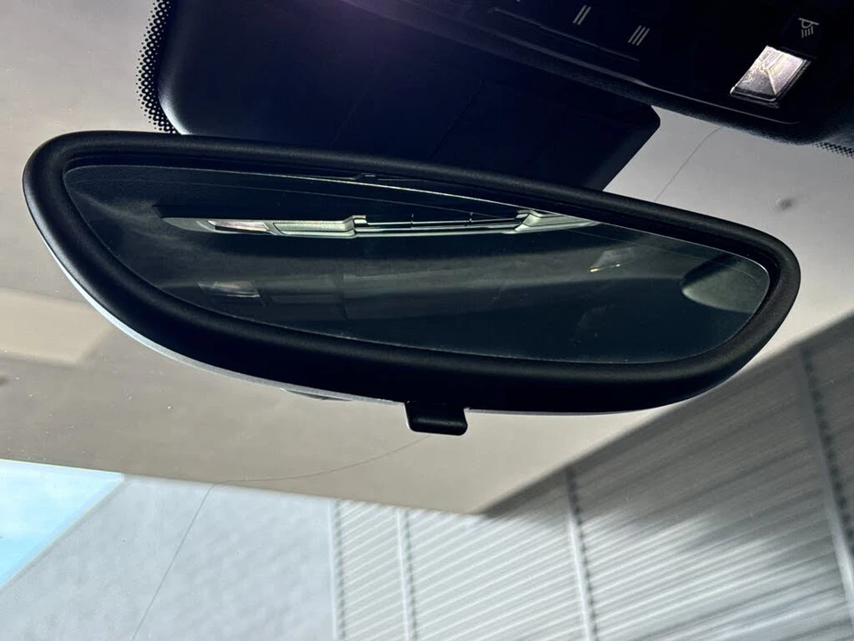 2014 Porsche 991 GT3 - Image 21 of 31