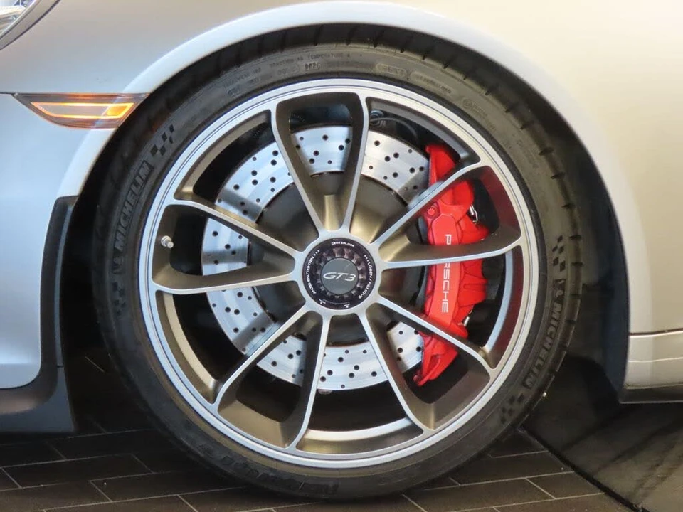 2014 Porsche 991 GT3 - Image 11 of 31