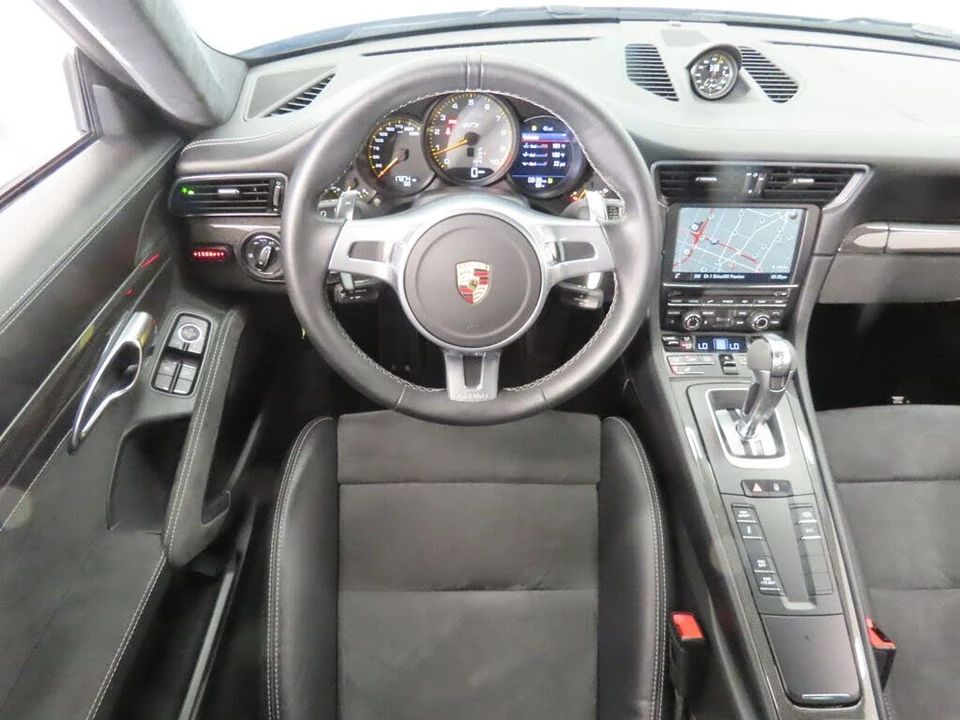 2014 Porsche 991 GT3 - Image 15 of 31