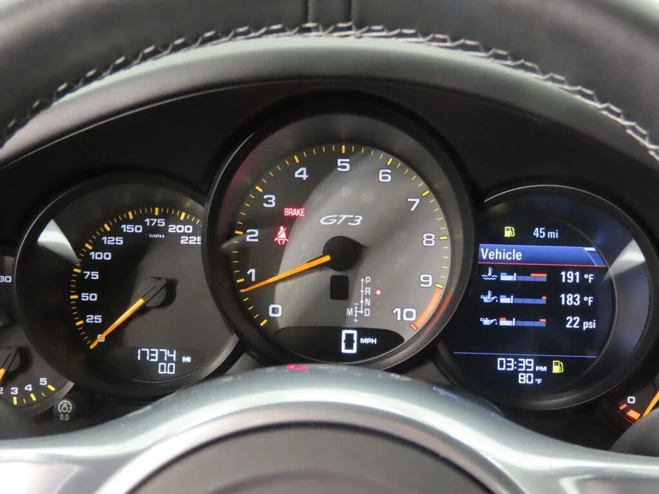 2014 Porsche 991 GT3 - Image 16 of 31