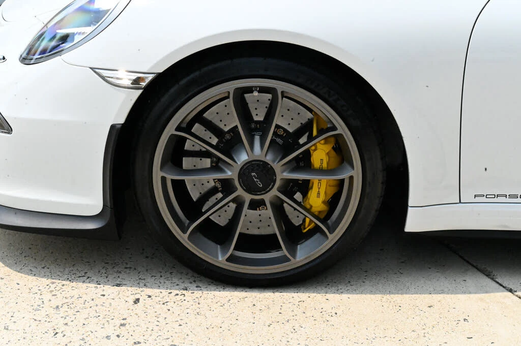 2014 Porsche 991 GT3 - Image 9 of 31