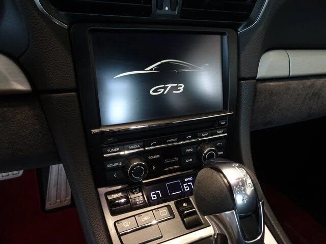2014 Porsche 991 GT3 - Image 17 of 31