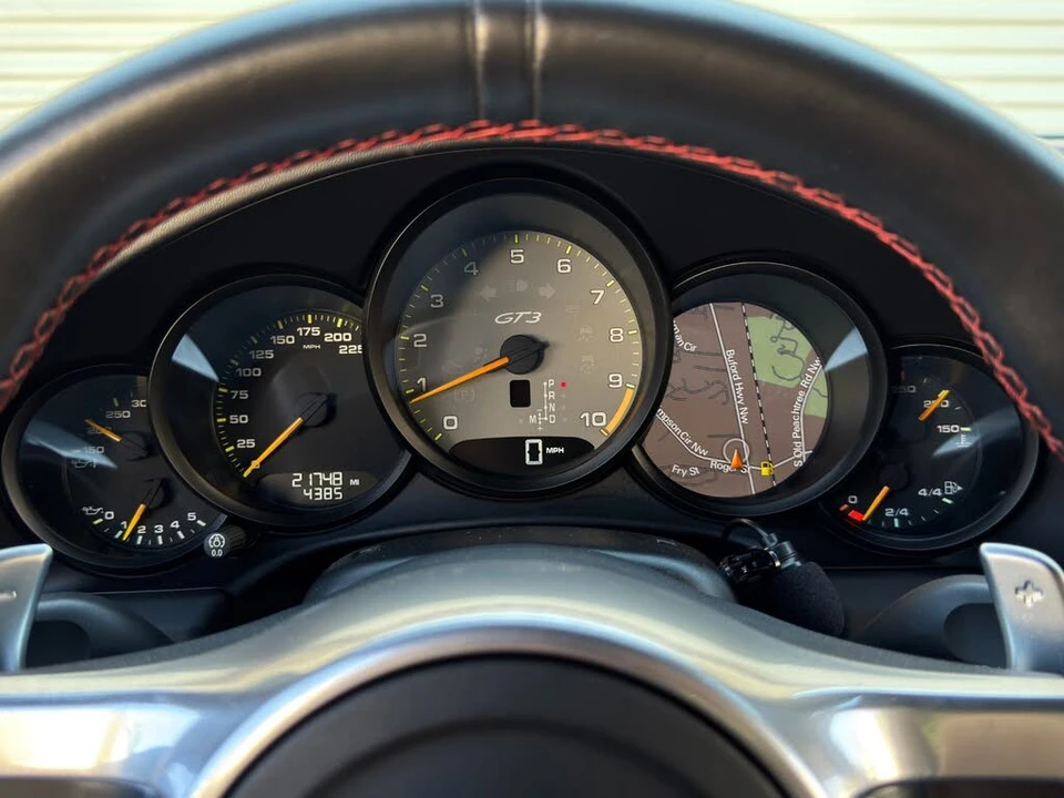 2014 Porsche 991 GT3 - Image 19 of 31