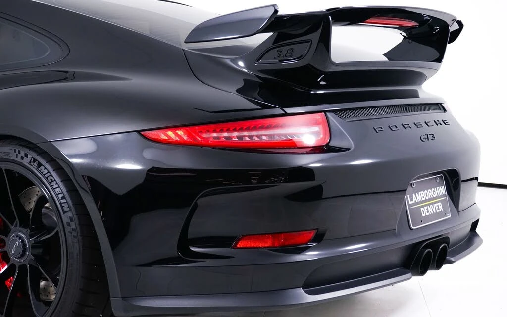 2014 Porsche 991 GT3 - Image 15 of 31