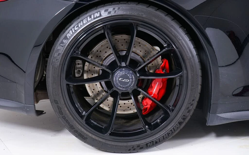 2014 Porsche 991 GT3 - Image 13 of 31