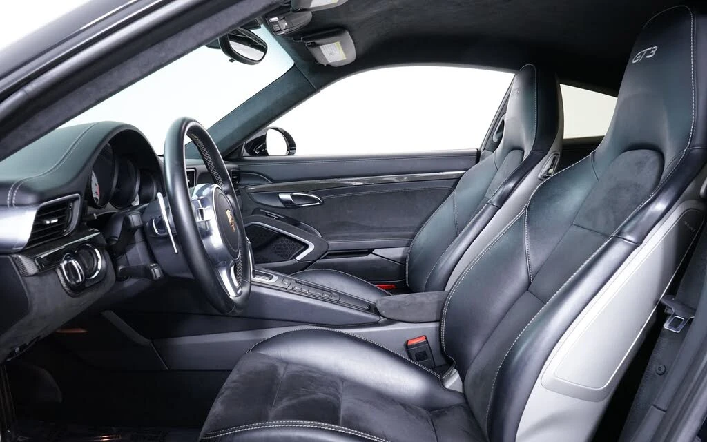 2014 Porsche 991 GT3 - Image 5 of 31