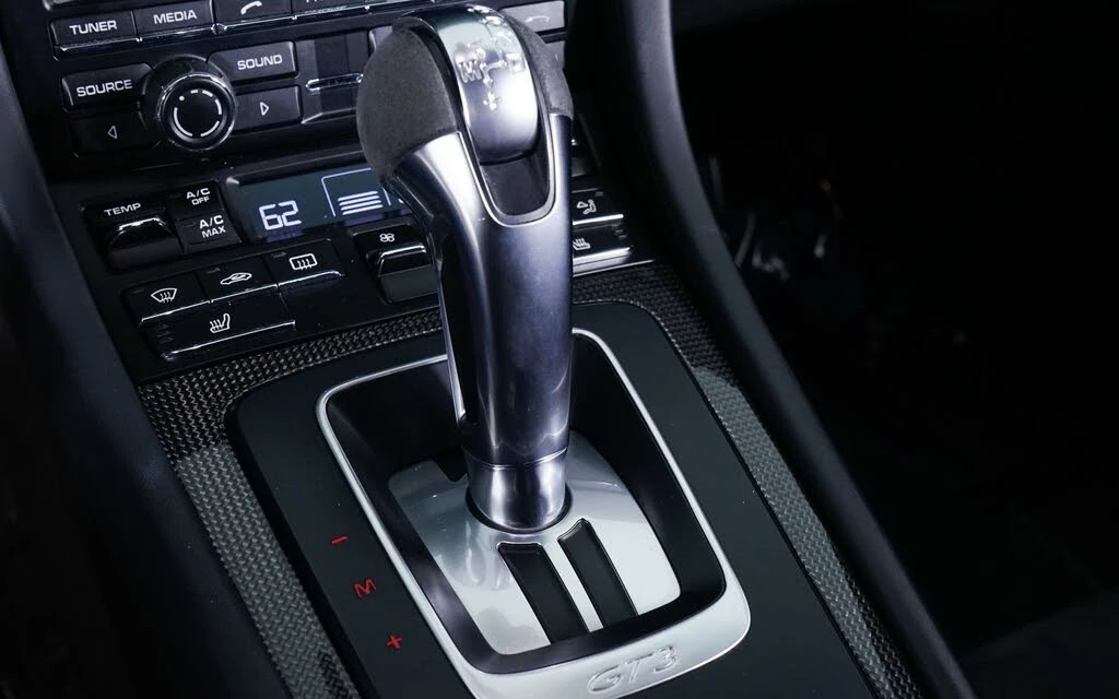 2014 Porsche 991 GT3 - Image 28 of 31