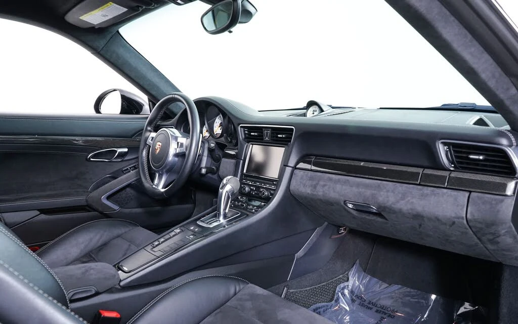 2014 Porsche 991 GT3 - Image 31 of 31