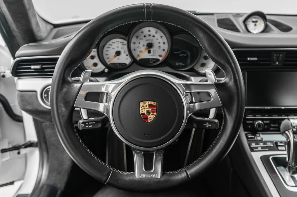 2014 Porsche 991 GT3 - Image 15 of 31