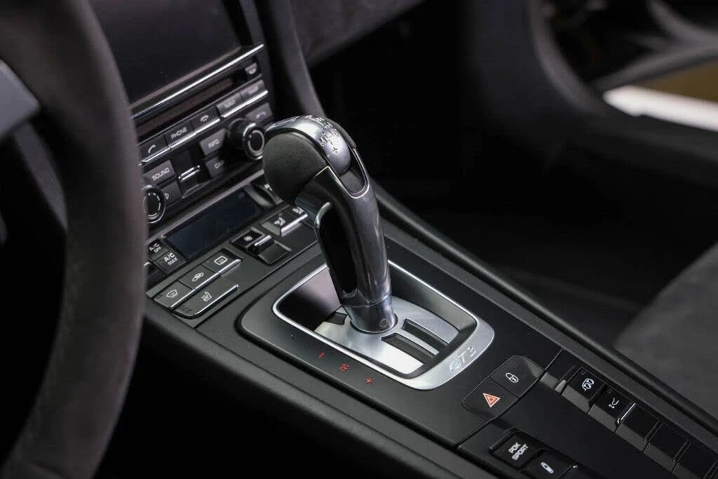 2014 Porsche 991 GT3 - Image 28 of 30