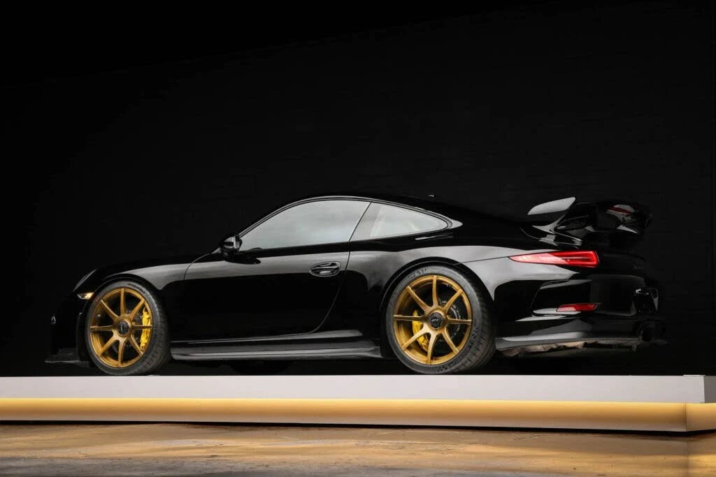 2014 Porsche 991 GT3 - Image 17 of 30