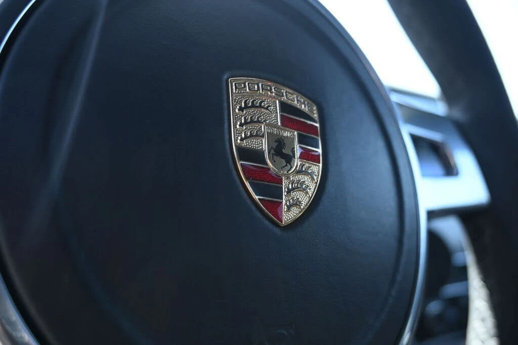 2014 Porsche 991 GT3 - Image 23 of 31