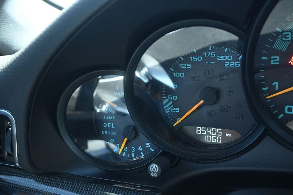 2014 Porsche 991 GT3 - Image 26 of 31