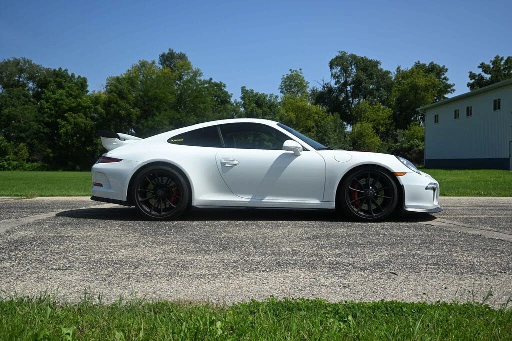 2014 Porsche 991 GT3 - Image 9 of 31