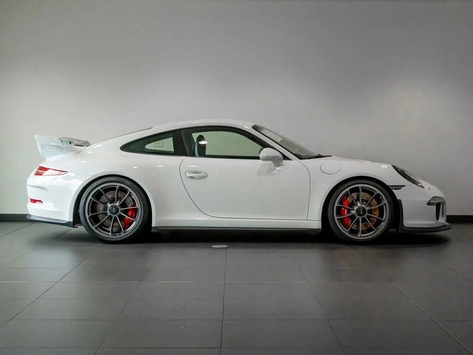 2014 Porsche 991 GT3 - Image 8 of 28
