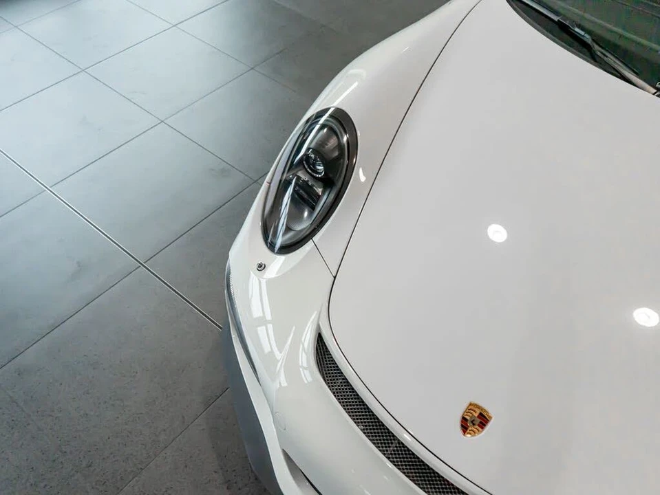 2014 Porsche 991 GT3 - Image 25 of 28