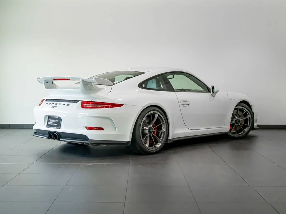 2014 Porsche 991 GT3 - Image 7 of 28