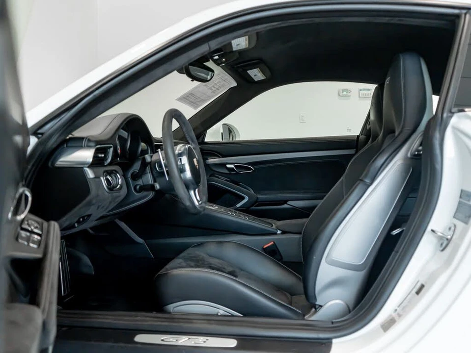 2014 Porsche 991 GT3 - Image 5 of 28