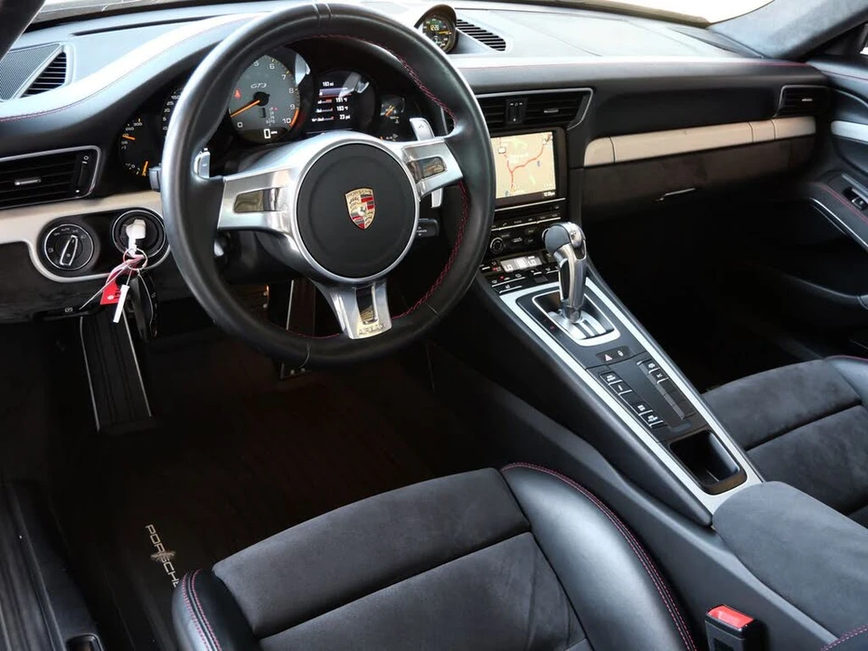 2014 Porsche 991 GT3 - Image 13 of 28
