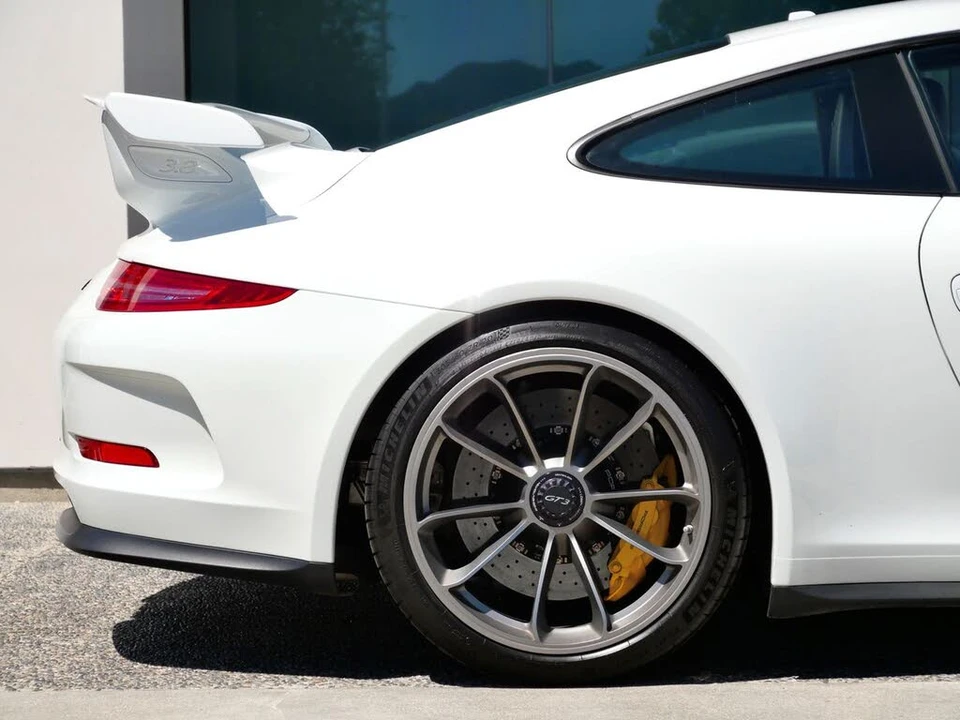 2014 Porsche 991 GT3 - Image 10 of 28