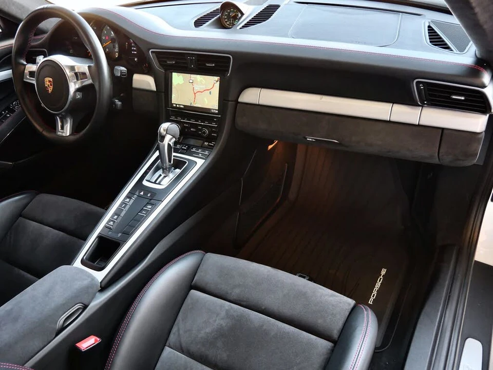 2014 Porsche 991 GT3 - Image 25 of 28