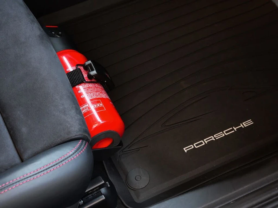 2014 Porsche 991 GT3 - Image 24 of 28