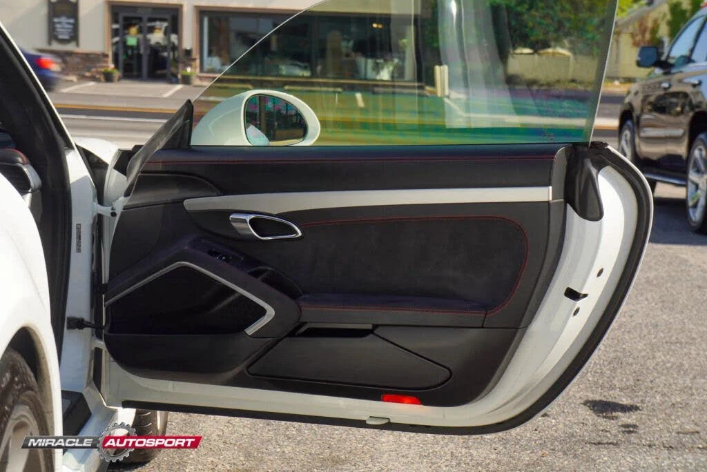 2014 Porsche 991 GT3 - Image 22 of 31