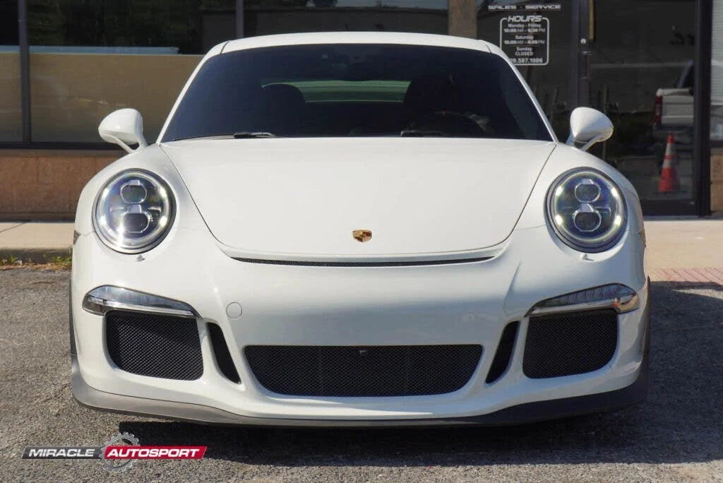 2014 Porsche 991 GT3 - Image 2 of 31