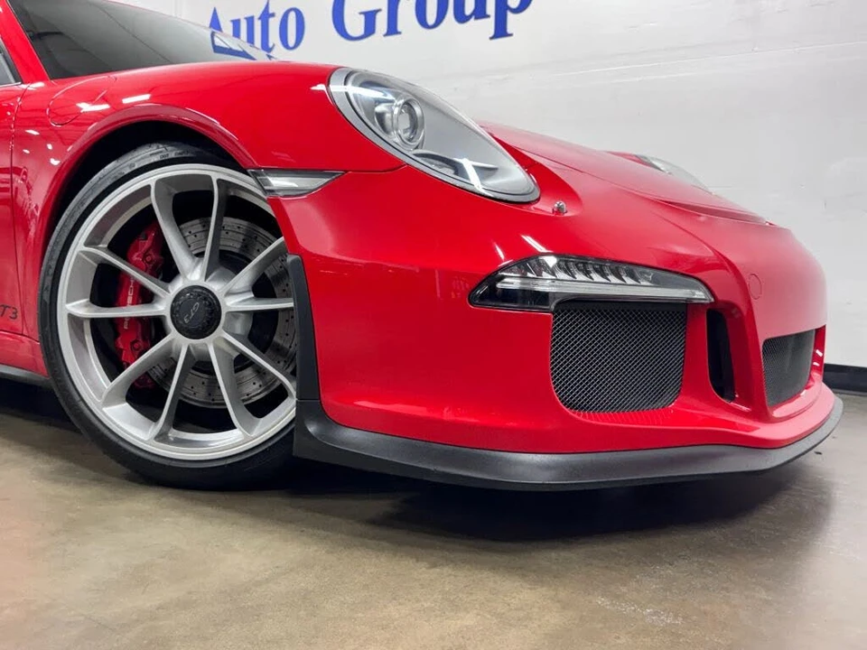 2014 Porsche 991 GT3 - Image 25 of 28