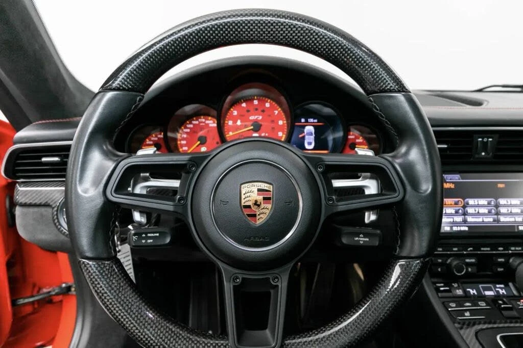 2014 Porsche 991 GT3 - Image 21 of 28