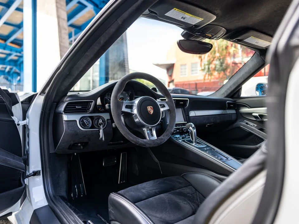 2014 Porsche 991 GT3 - Image 4 of 31