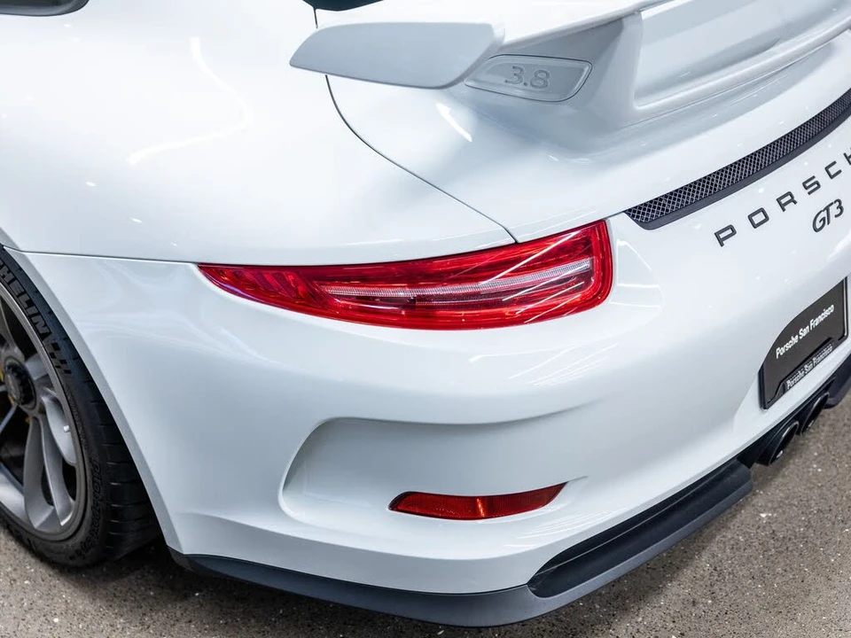 2014 Porsche 991 GT3 - Image 23 of 31