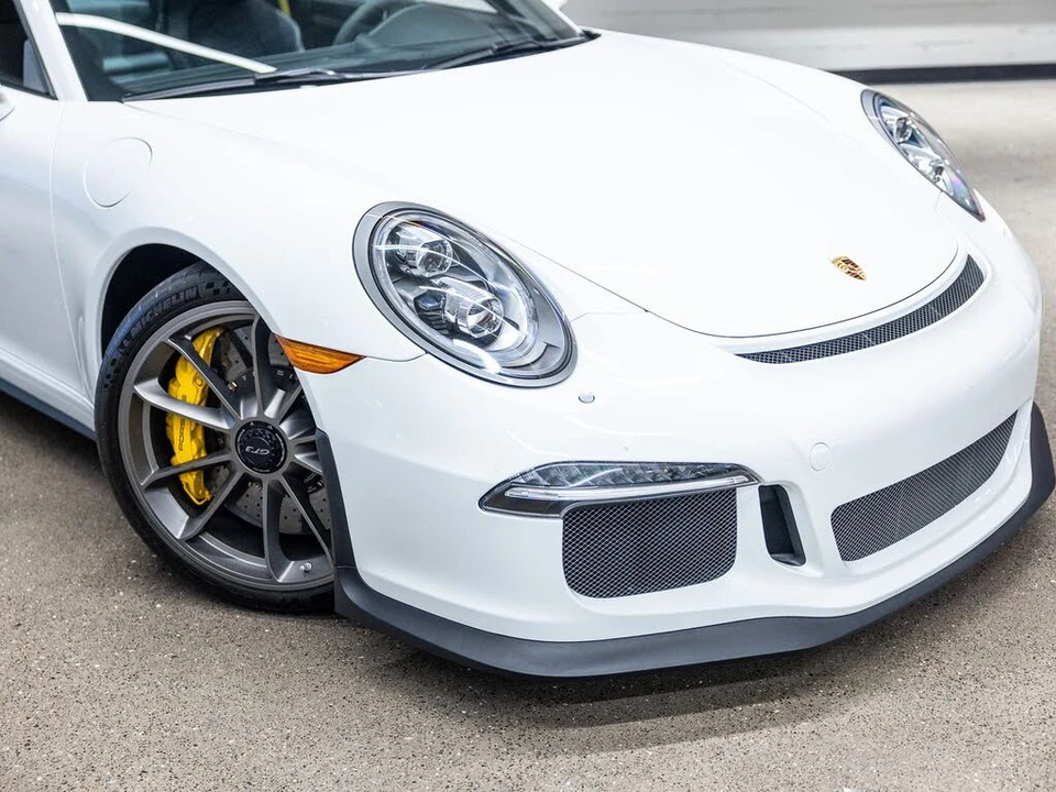 2014 Porsche 991 GT3 - Image 16 of 31