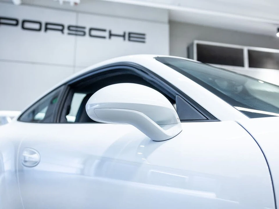 2014 Porsche 991 GT3 - Image 18 of 31