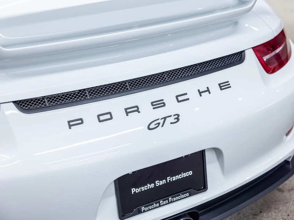 2014 Porsche 991 GT3 - Image 22 of 31