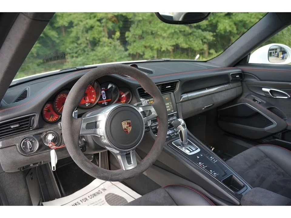 2014 Porsche 991 GT3 - Image 20 of 27