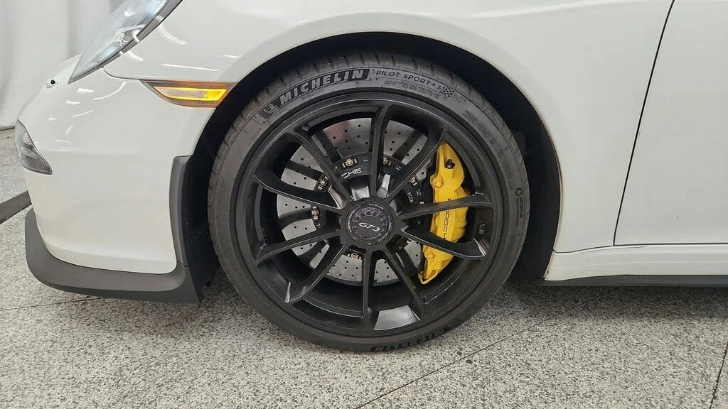 2014 Porsche 991 GT3 - Image 14 of 31