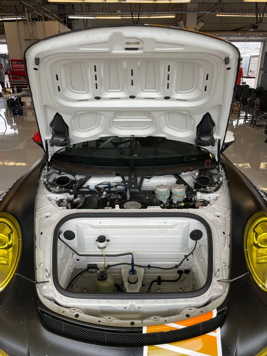 2014 Porsche 991 GT3 - Image 15 of 31