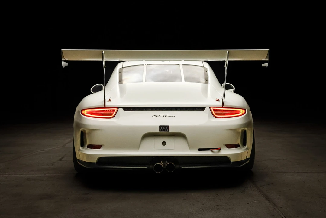 2014 Porsche 991 GT3 - Image 25 of 31