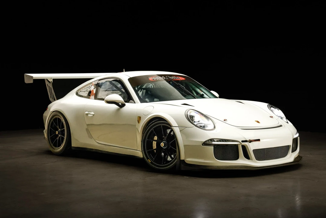 2014 Porsche 991 GT3 - Image 3 of 31