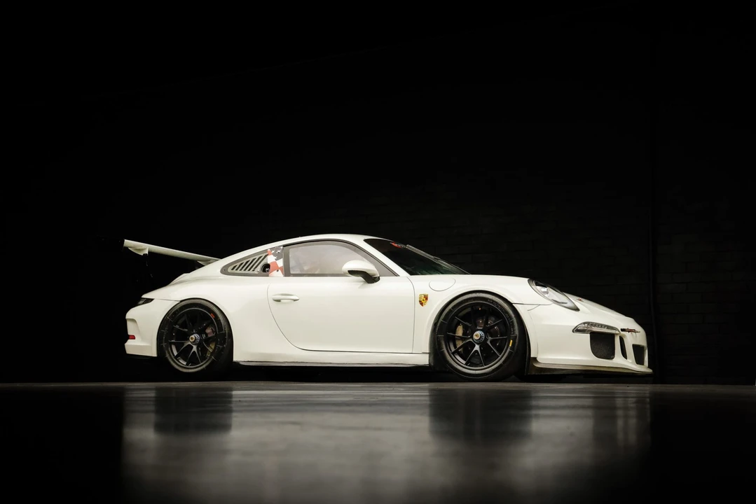 2014 Porsche 991 GT3 - Image 13 of 31