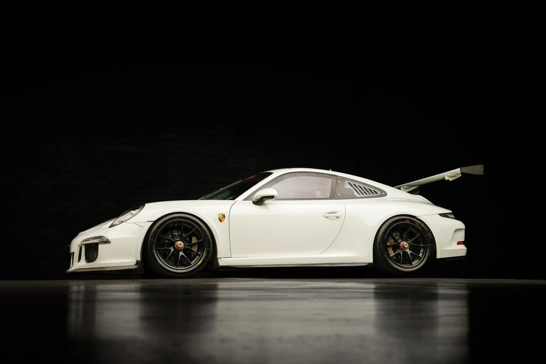 2014 Porsche 991 GT3 - Image 20 of 31