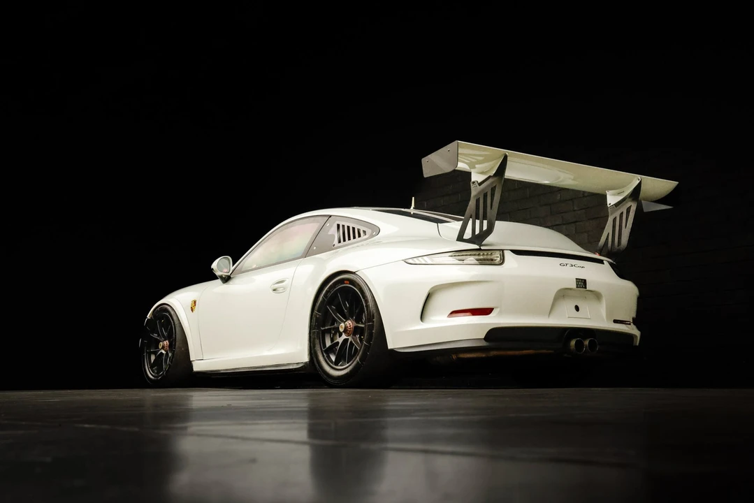 2014 Porsche 991 GT3 - Image 24 of 31