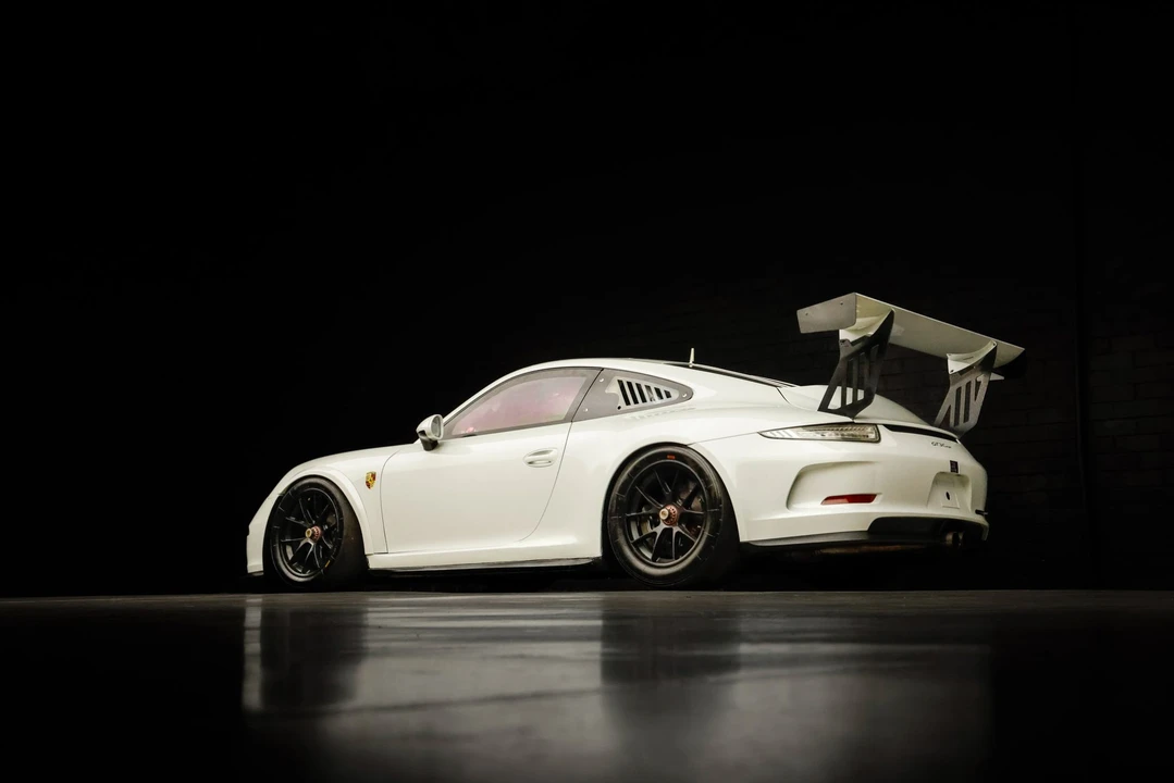 2014 Porsche 991 GT3 - Image 23 of 31